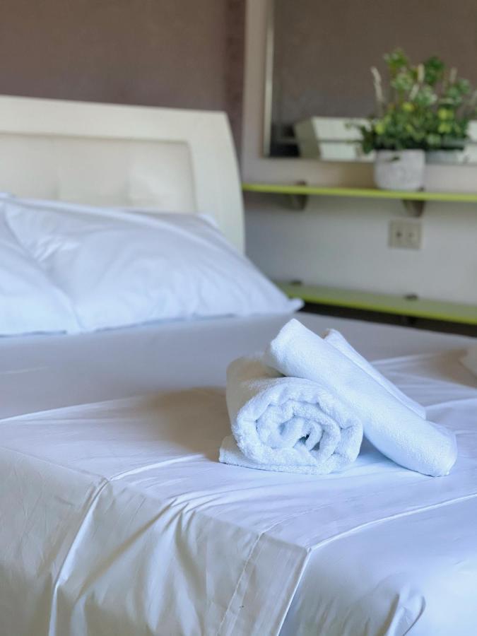 Sunkissed Centre Apartment Vlorë エクステリア 写真