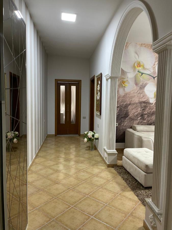 Sunkissed Centre Apartment Vlorë エクステリア 写真