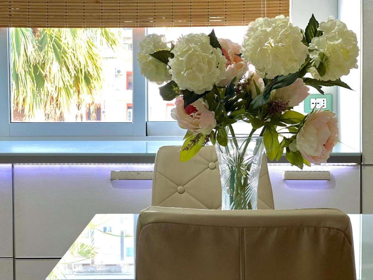 Sunkissed Centre Apartment Vlorë エクステリア 写真